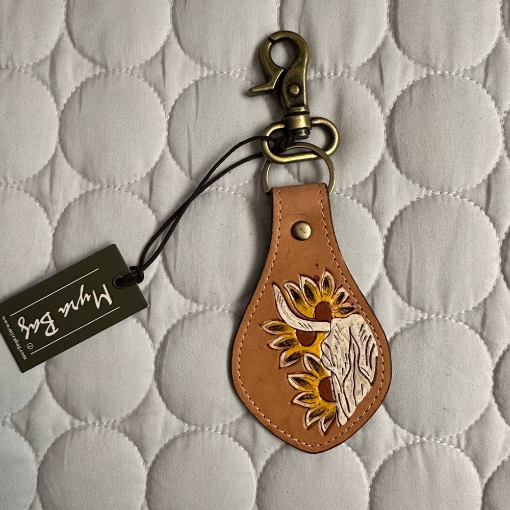 Myra bag charm